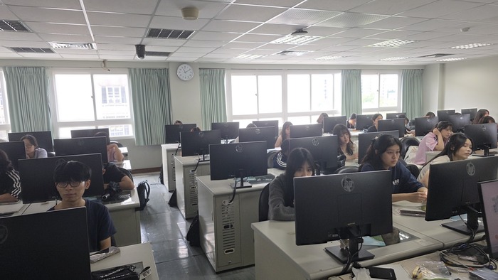 【學生輔導中心】115-1學期 新生賴氏人格測驗暨心衛推廣(活動成果)圖片