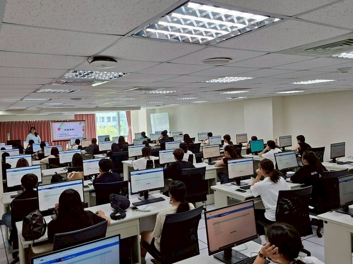 【學生輔導中心】114-1學期 新生賴氏人格測驗暨心衛推廣(活動成果)圖片